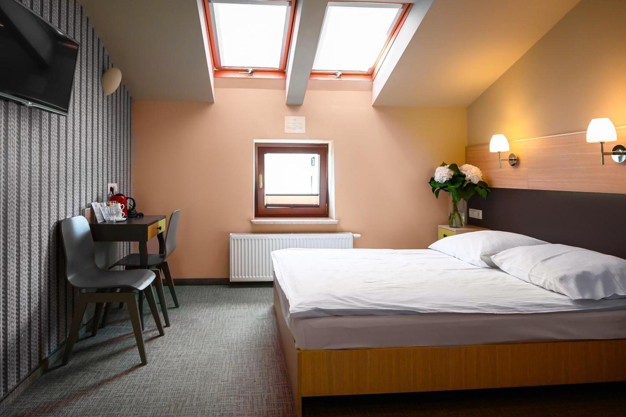 Hotel Kazimierz III — Bilder 1